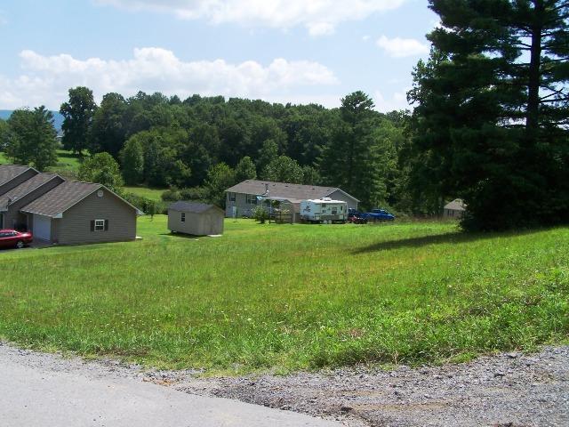 16292 Seneca Trail South
