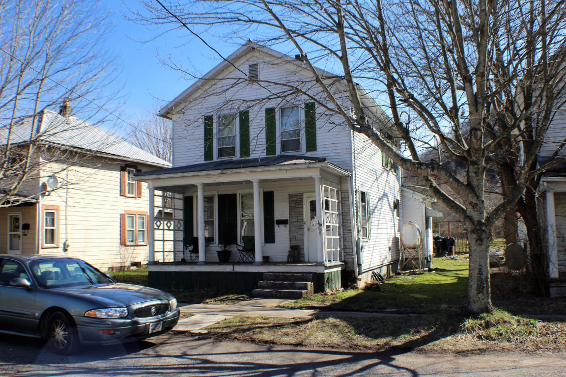 1111 2ND AVE, Marlinton, WV 24954