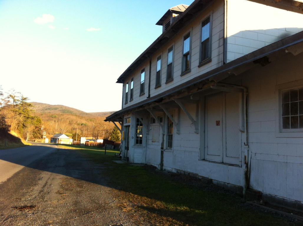 RT. 17, Waiteville, WV 24984