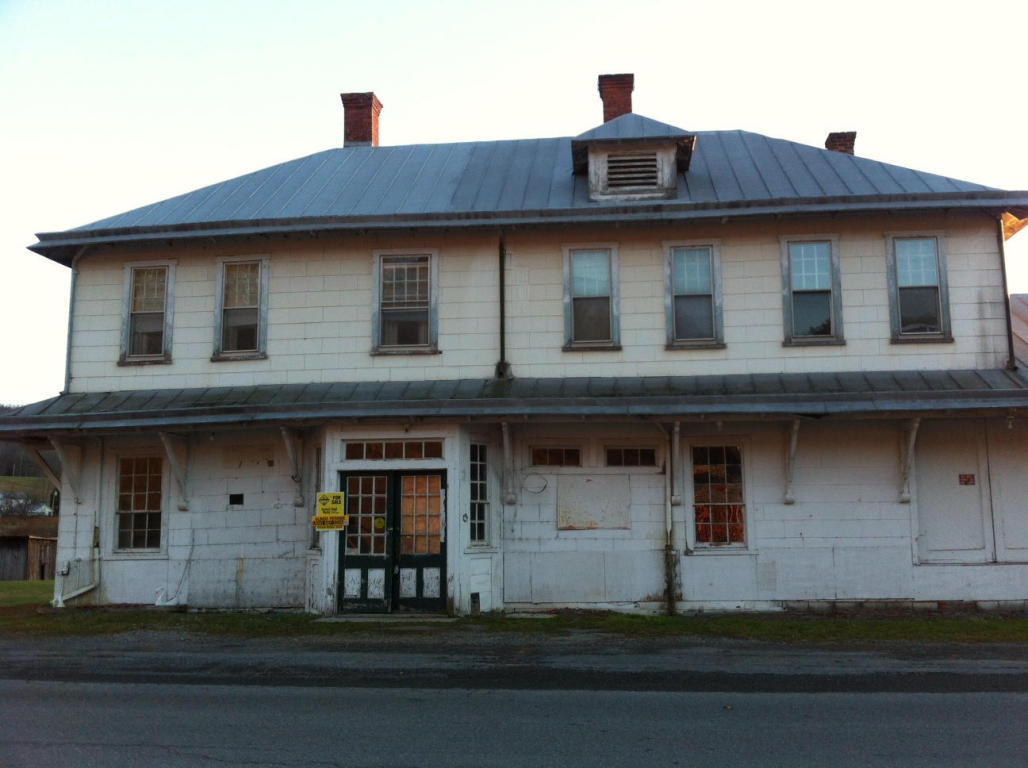 RT. 17, Waiteville, WV 24984