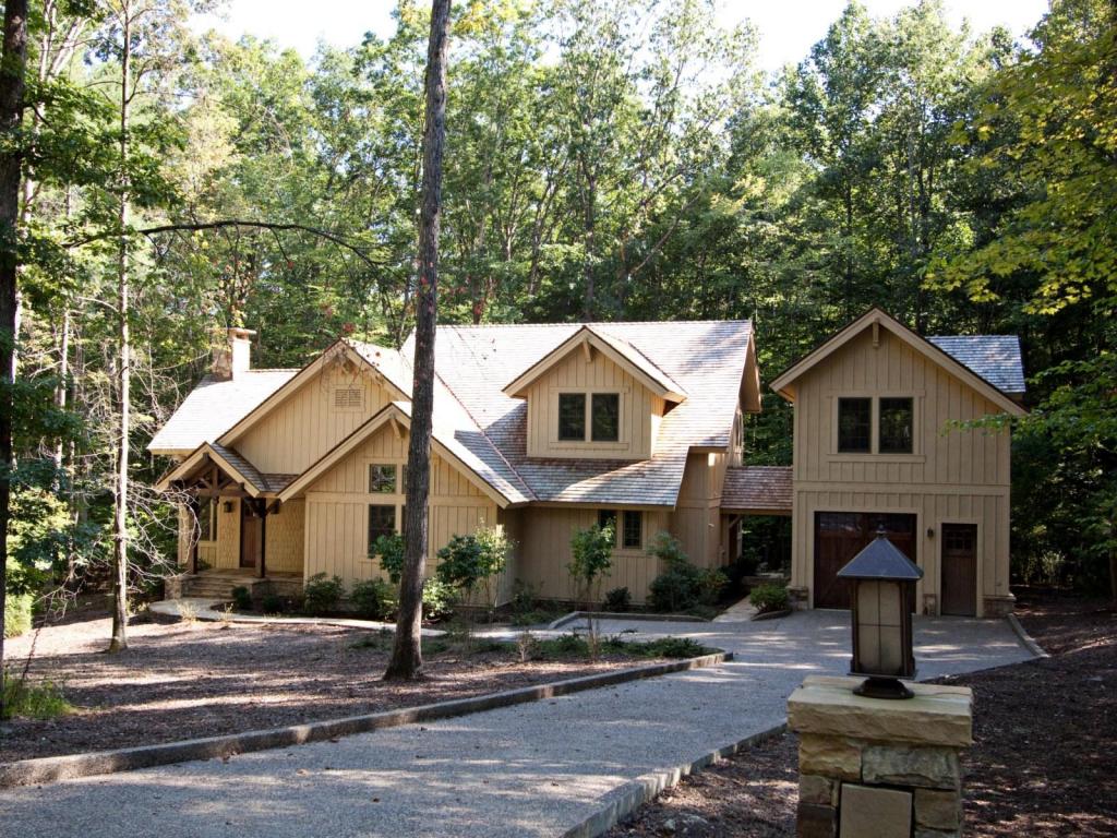 308 Summit Village Trail