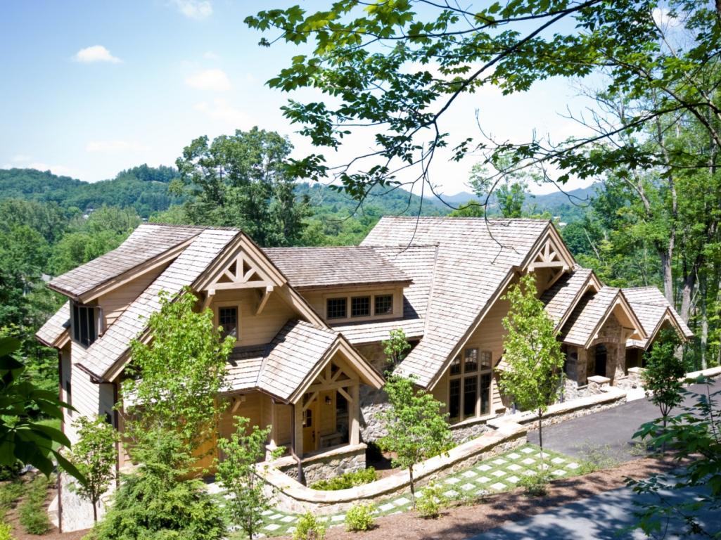 308 Summit Village Trail