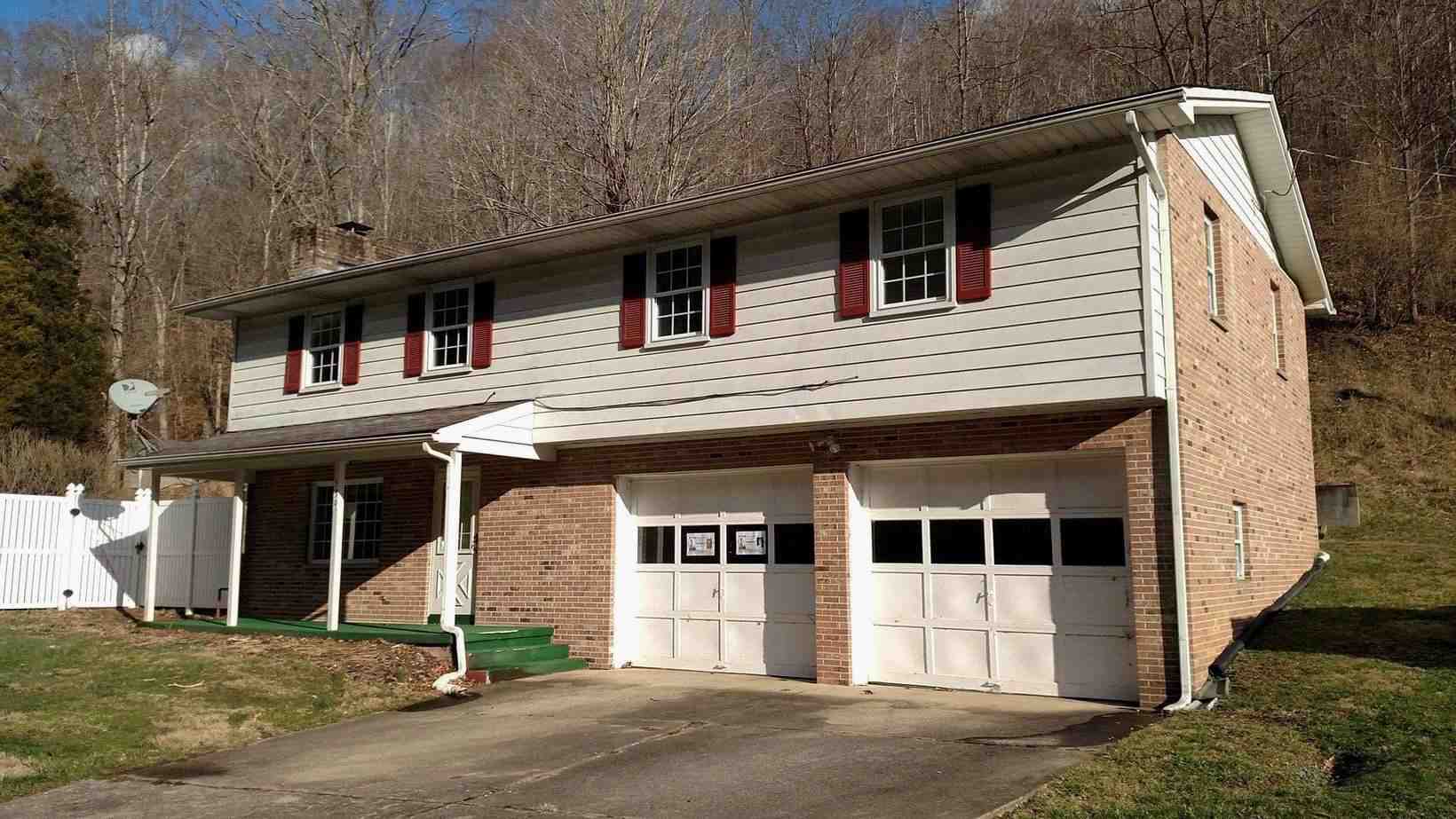 539 Midway RdAlum Creek, WV, 25003Lincoln County