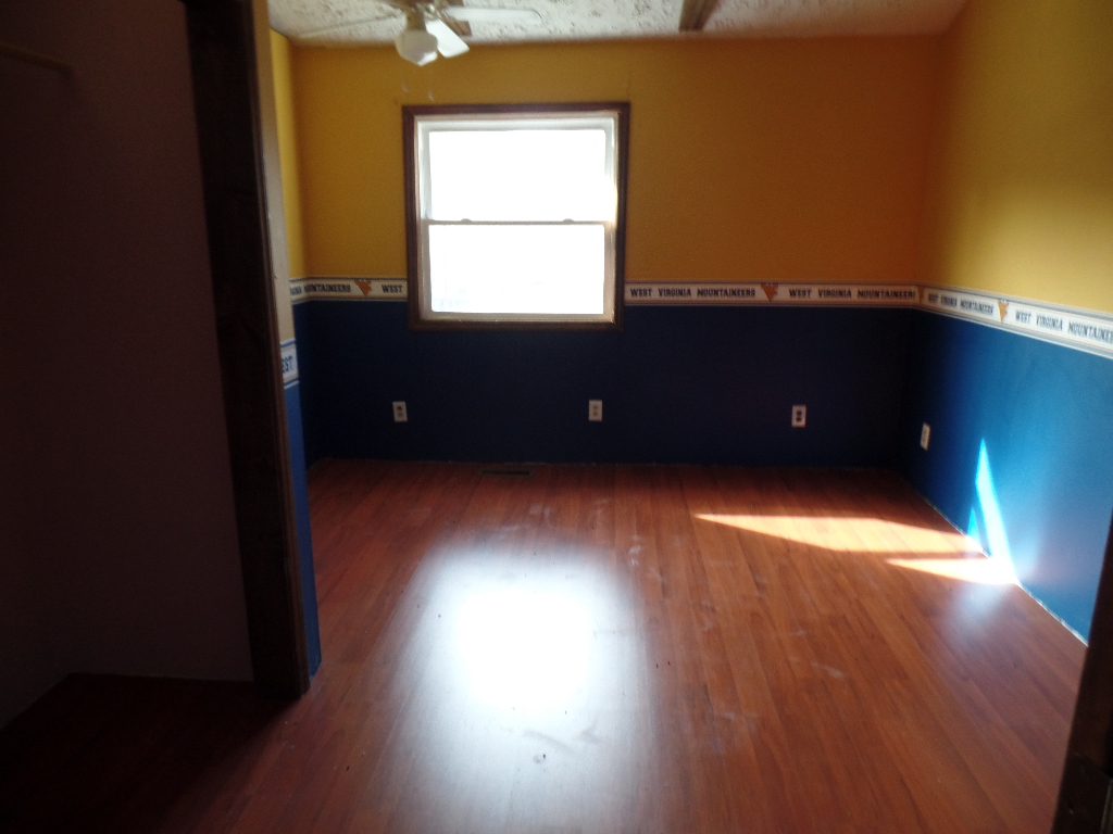 4456 Coal River RdArnett, WV, 25007Raleigh County