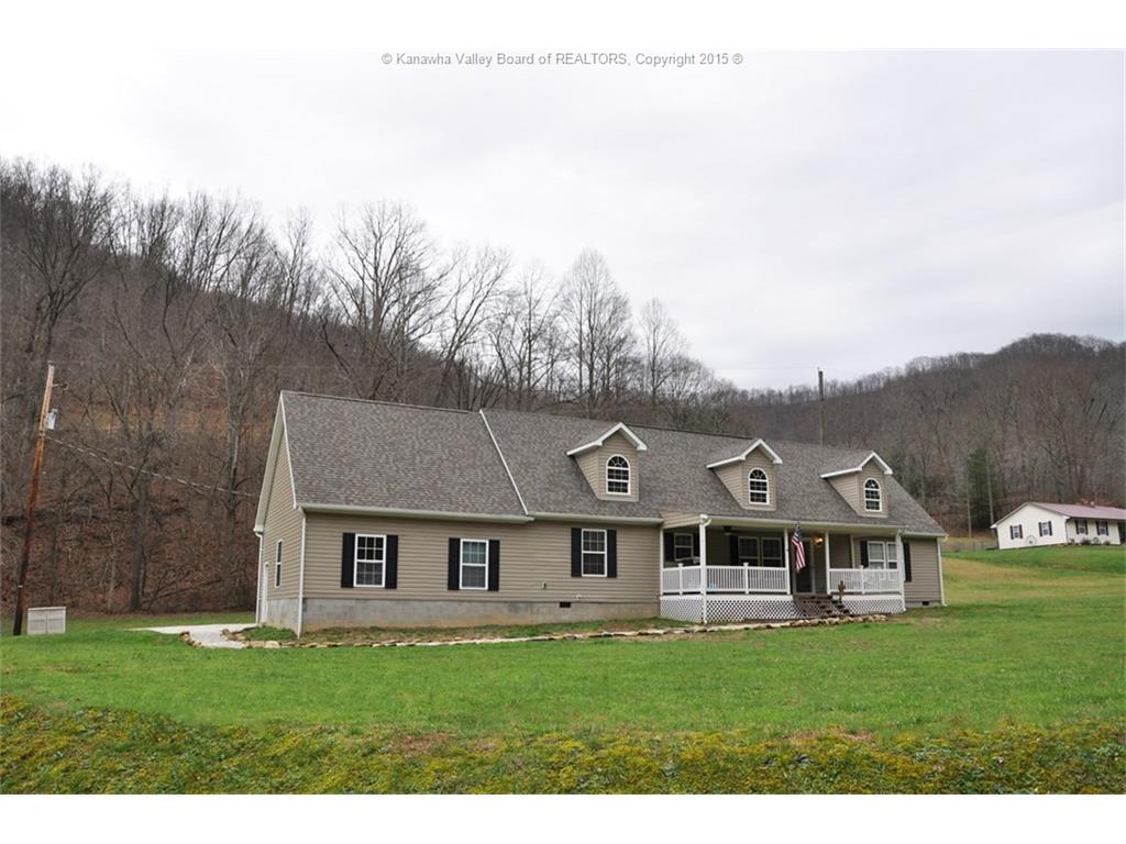 218 Hummingbird Lane