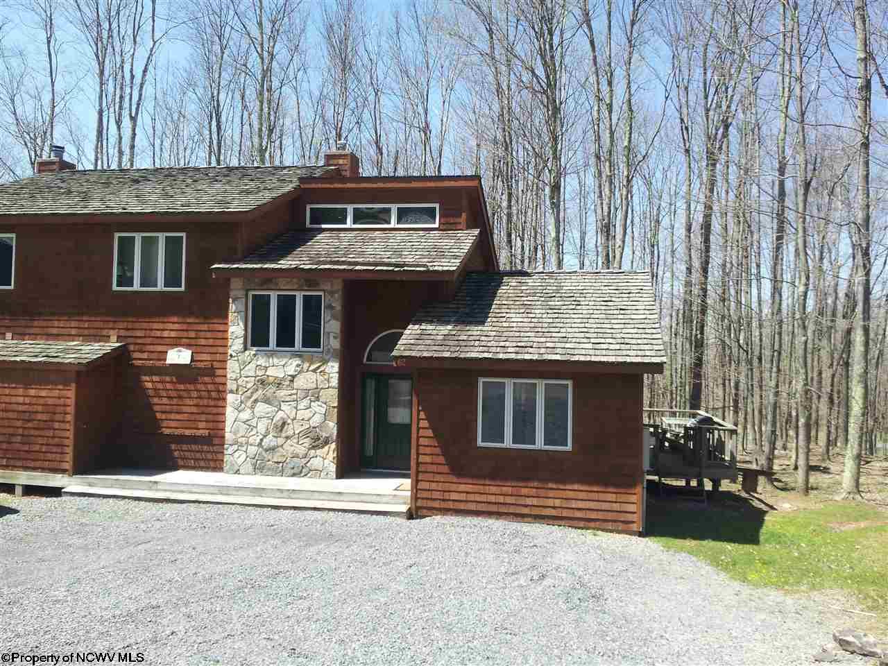 218 Hummingbird Lane