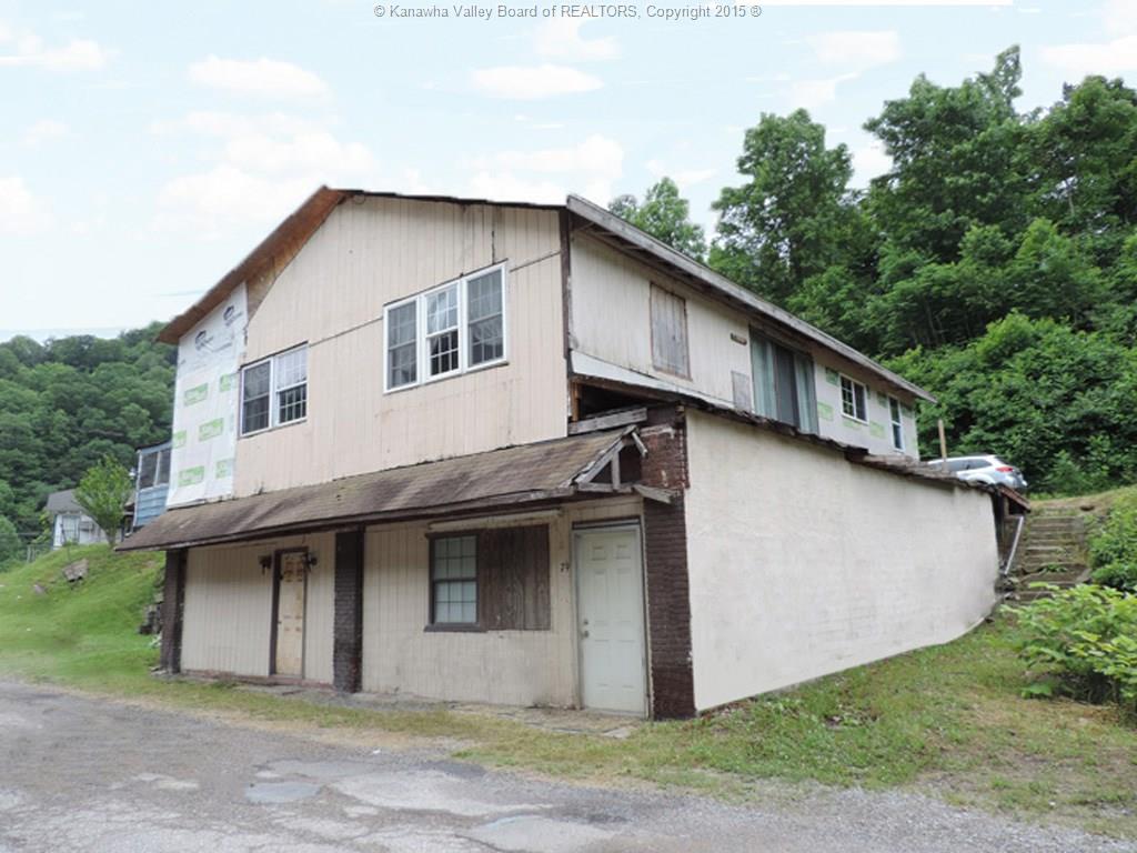 956 Madison Circle