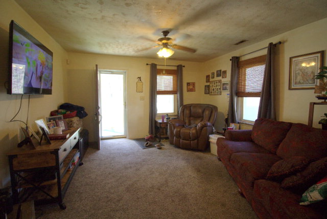 8874 Clearfork Road, Dorothy, WV 25060
