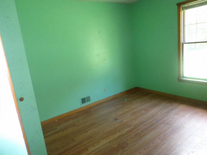 1060 Dry Creek RdDry Creek, WV, 25062Raleigh County