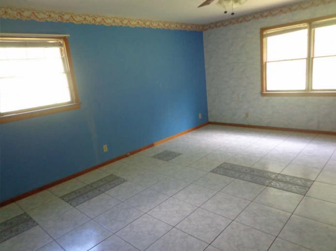 1060 Dry Creek RdDry Creek, WV, 25062Raleigh County