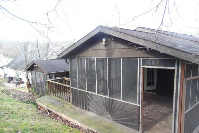 105 Greenbrier LnDunbar, WV, 25064Kanawha County