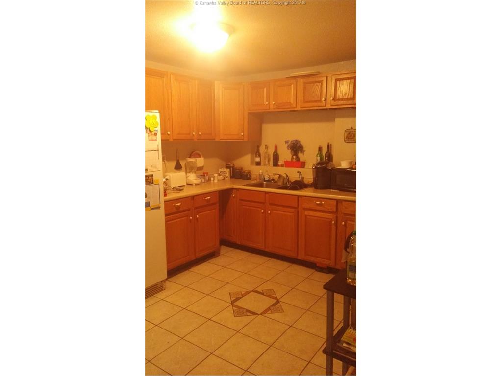 802 Elvira Road, Dunbar, WV 25064