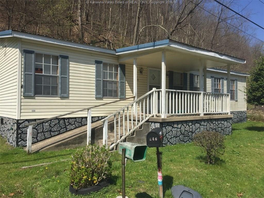 246 Morris Drive, Montgomery, WV 25136