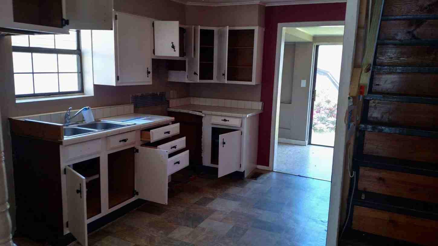 707 Kanawha AveNitro, WV, 25143Kanawha County