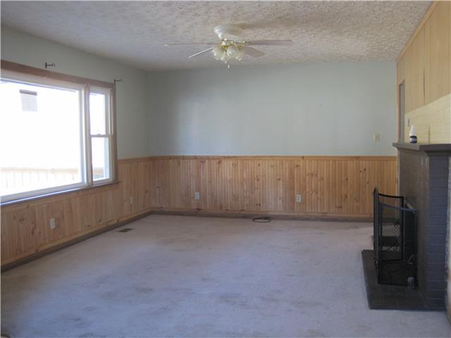 216 Carriage WayNitro, WV, 25143Putnam County