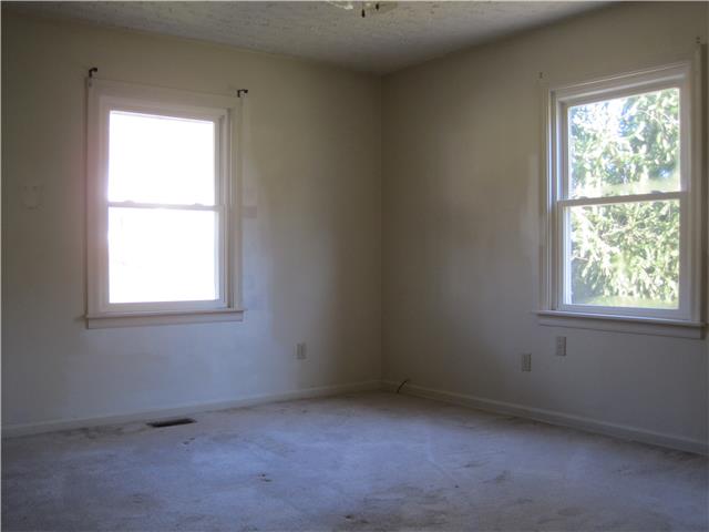 216 Carriage WayNitro, WV, 25143Putnam County