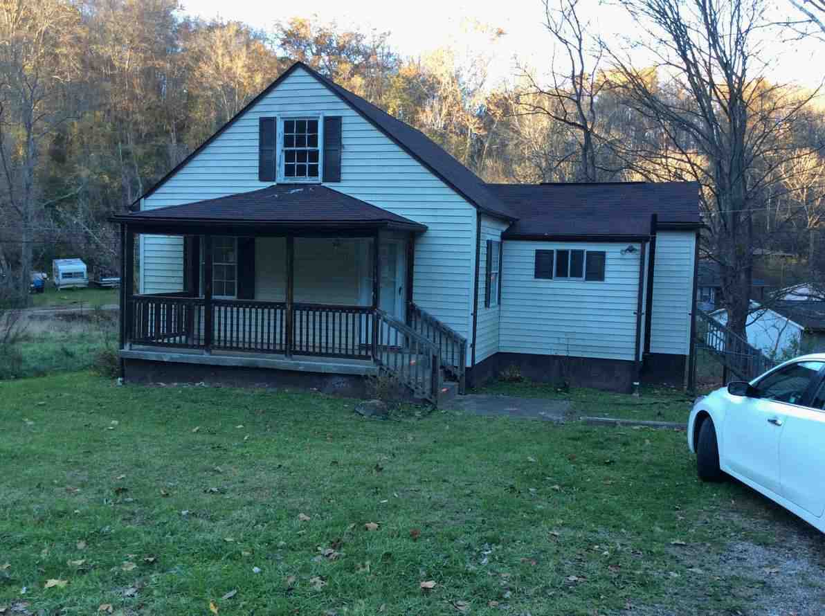 544 Cane Fork LnSaint Albans, WV, 25177Kanawha County
