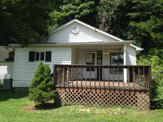 11 Jake Good RdTad, WV, 25201Kanawha County