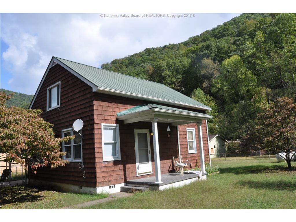 1261 McKinley Street, Wharton, WV 25208