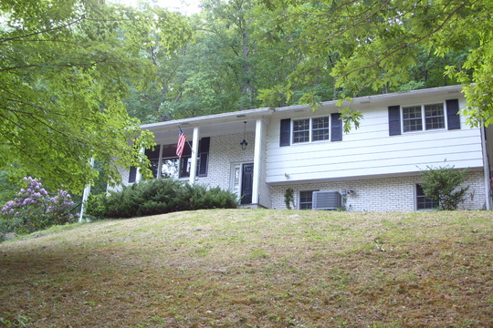 1291 Riverdale Estates