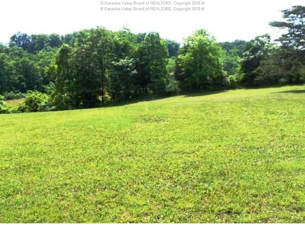 12 Highland Lane, Kenna, WV 25248