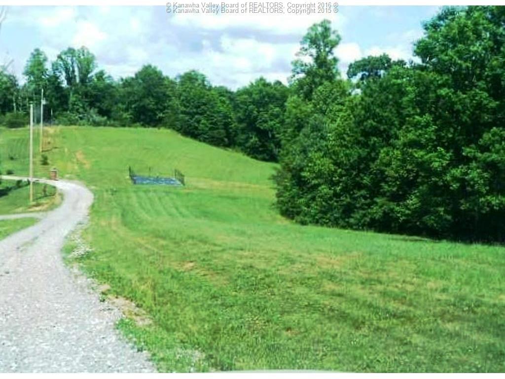 12 Highland Lane, Kenna, WV 25248