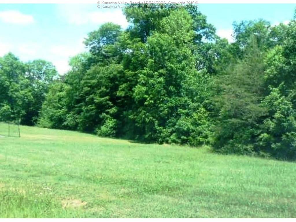 12 Highland Lane, Kenna, WV 25248