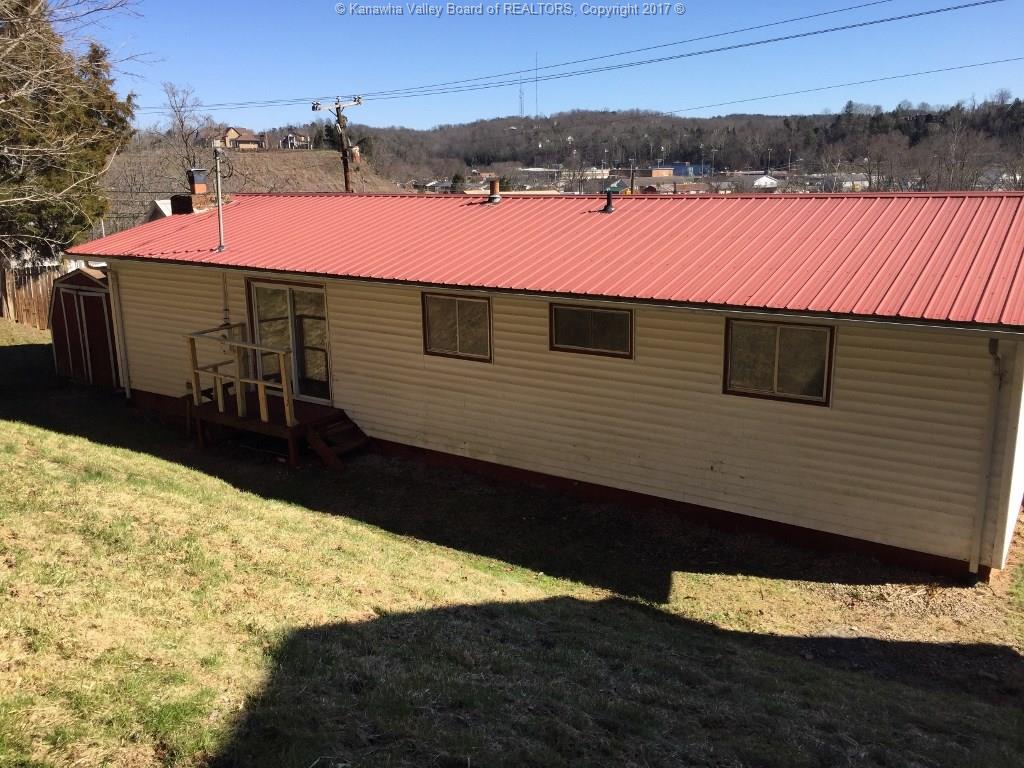 748 Klondyke Road, Ripley, WV 25271