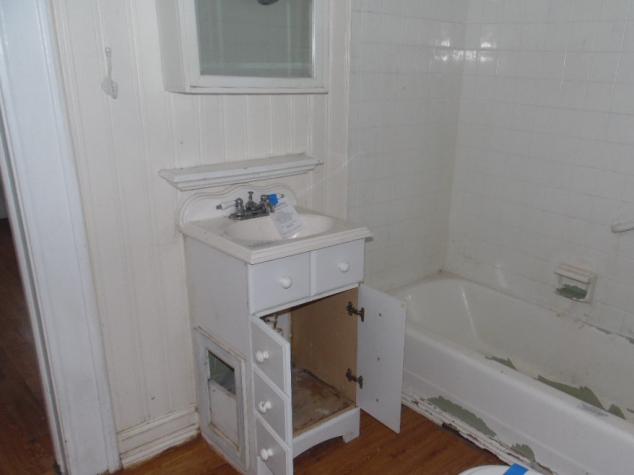 953 Hazelwood AveCharleston, WV, 25302Kanawha County