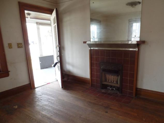 34 HillcrestCharleston, WV, 25302Kanawha County