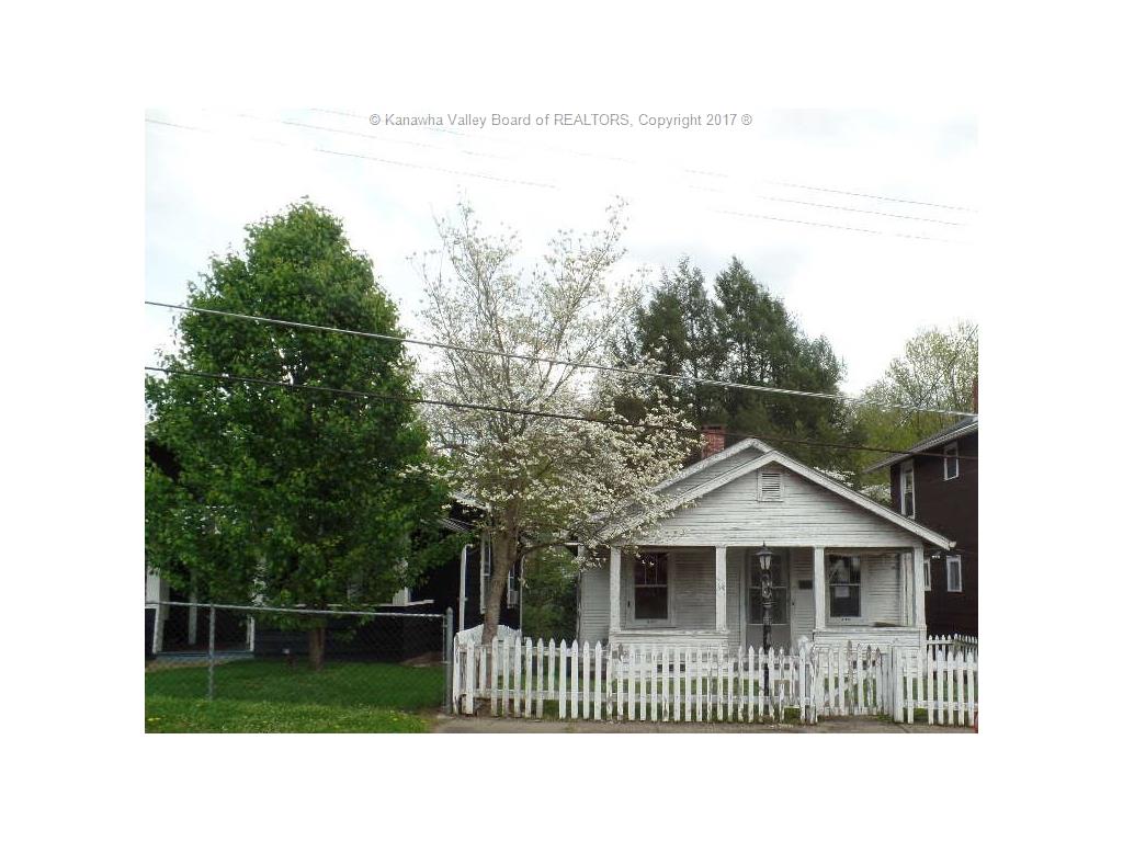 34 HILLCREST Drive, Charleston, WV 25302