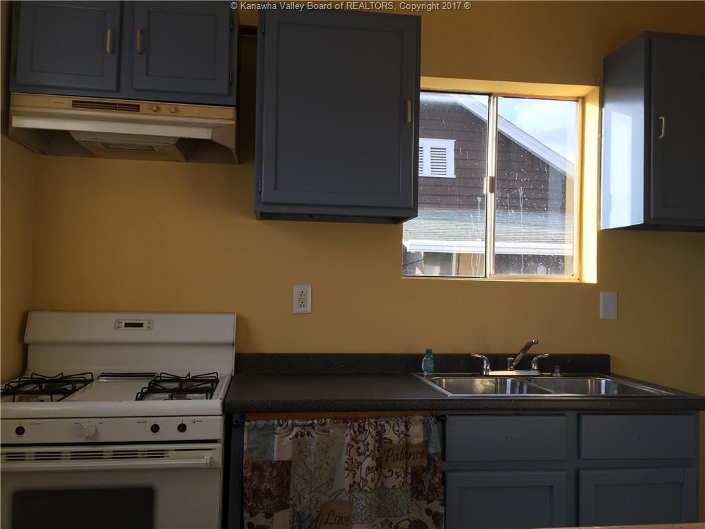 630 Grant Street, Charleston, WV 25302