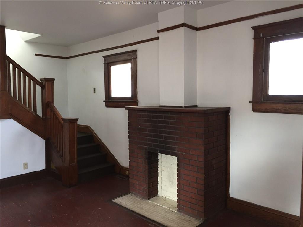 630 Grant Street, Charleston, WV 25302