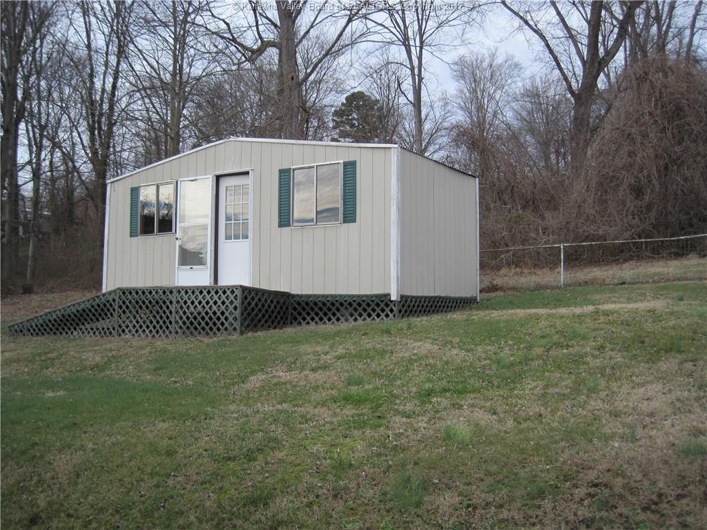 611 Piccadilly Street, Charleston, WV 25302