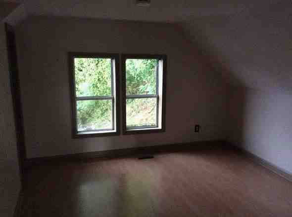 408 Forest CirCharleston, WV, 25303Kanawha County