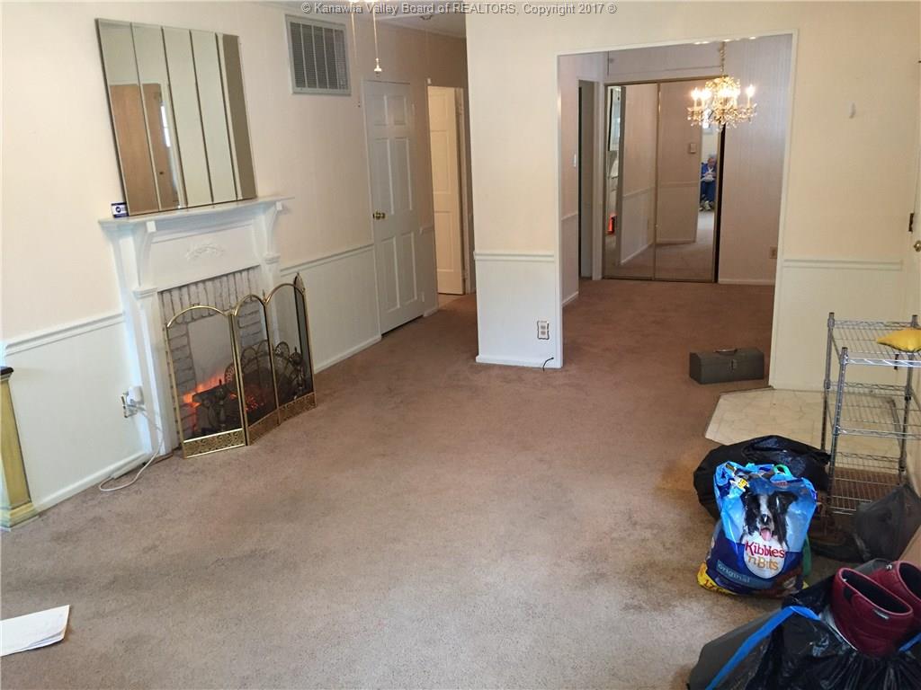 1631 Trace Fork Road, South Charleston, WV 25309