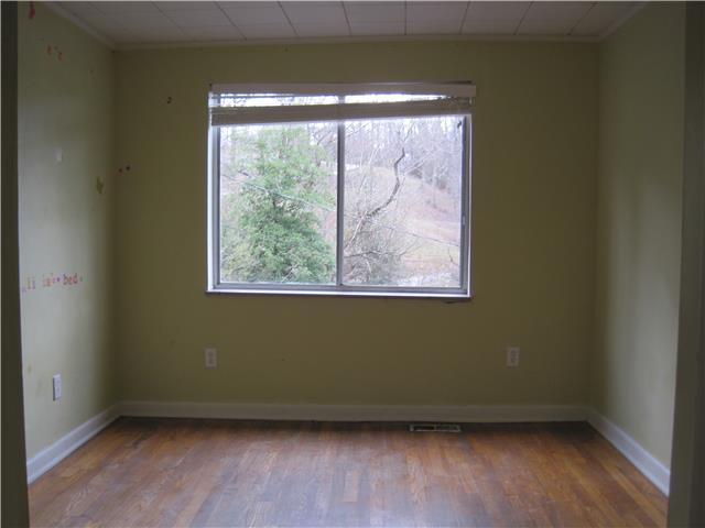 814 Byus DrCharleston, WV, 25311Kanawha County