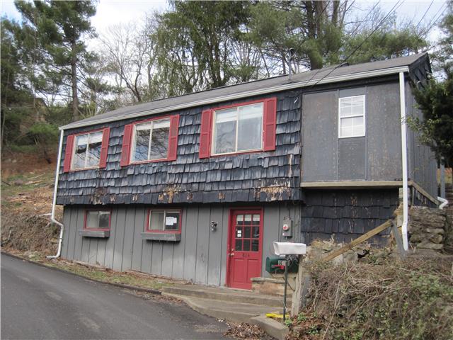 814 Byus DrCharleston, WV, 25311Kanawha County