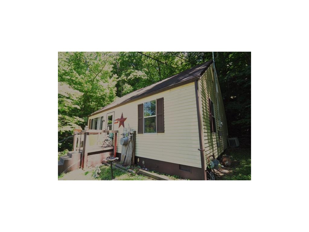 2357 SAVORY Drive, Charleston, WV 25312