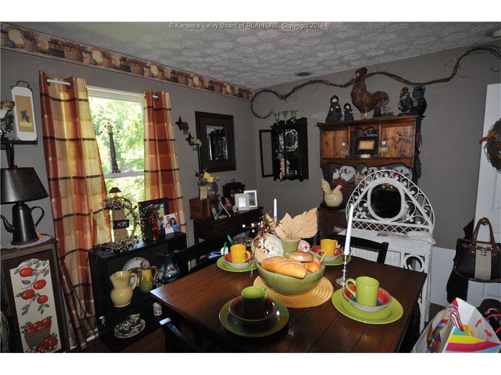 2357 SAVORY Drive, Charleston, WV 25312