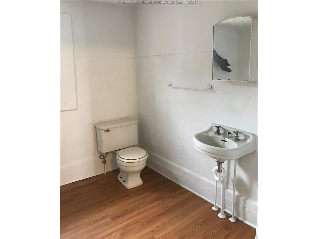 509 21st Street, Charleston, WV 25312