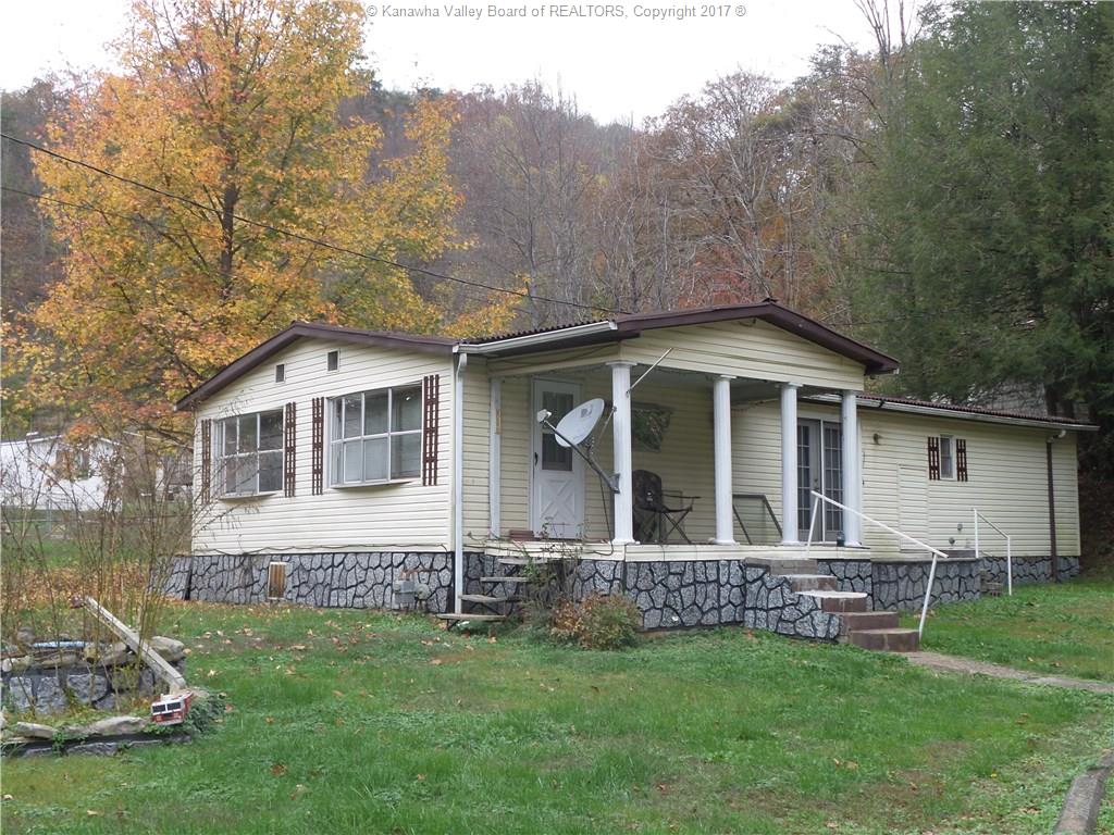 802 Mile Fork Road, Charleston, WV 25312