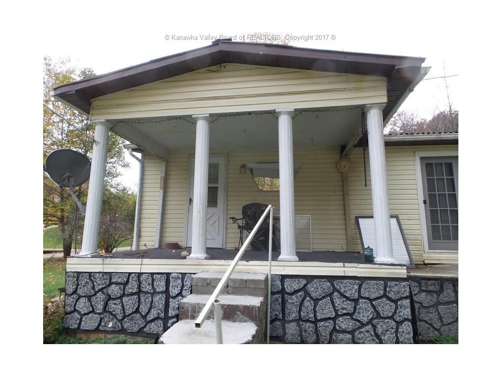 802 Mile Fork Road, Charleston, WV 25312