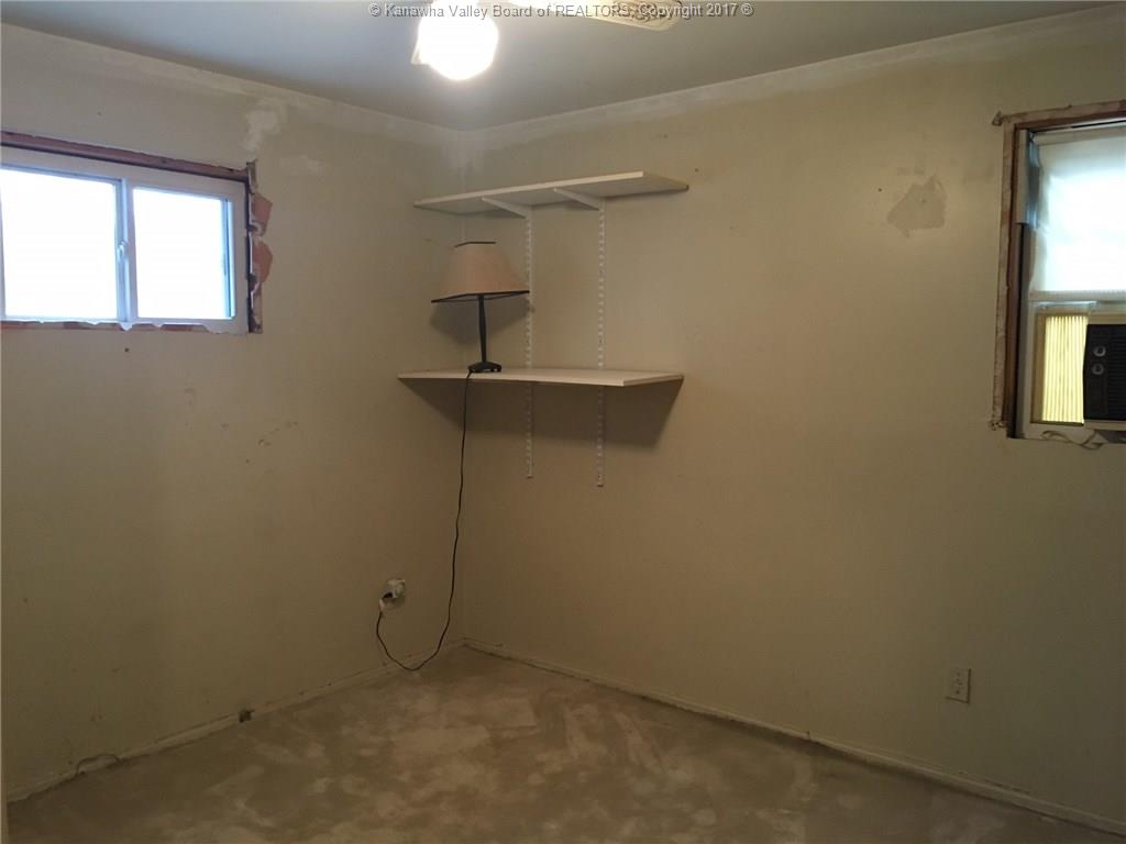 1200 Ashwood Road, Charleston, WV 25314