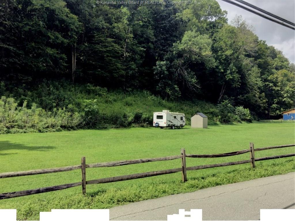 6127 Kanawha State Forest Drive, Charleston, WV 25314