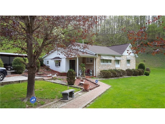 17 Double Eagle Drive