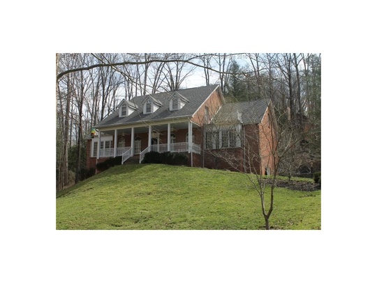 1407 Meadow Crest Dr