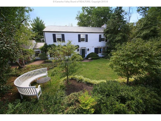 18 Carriage Rd