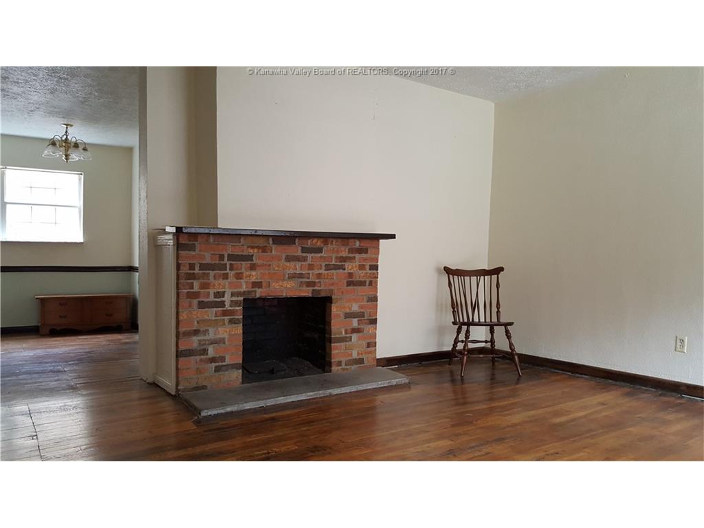 924 Woodward Drive, Charleston, WV 25387
