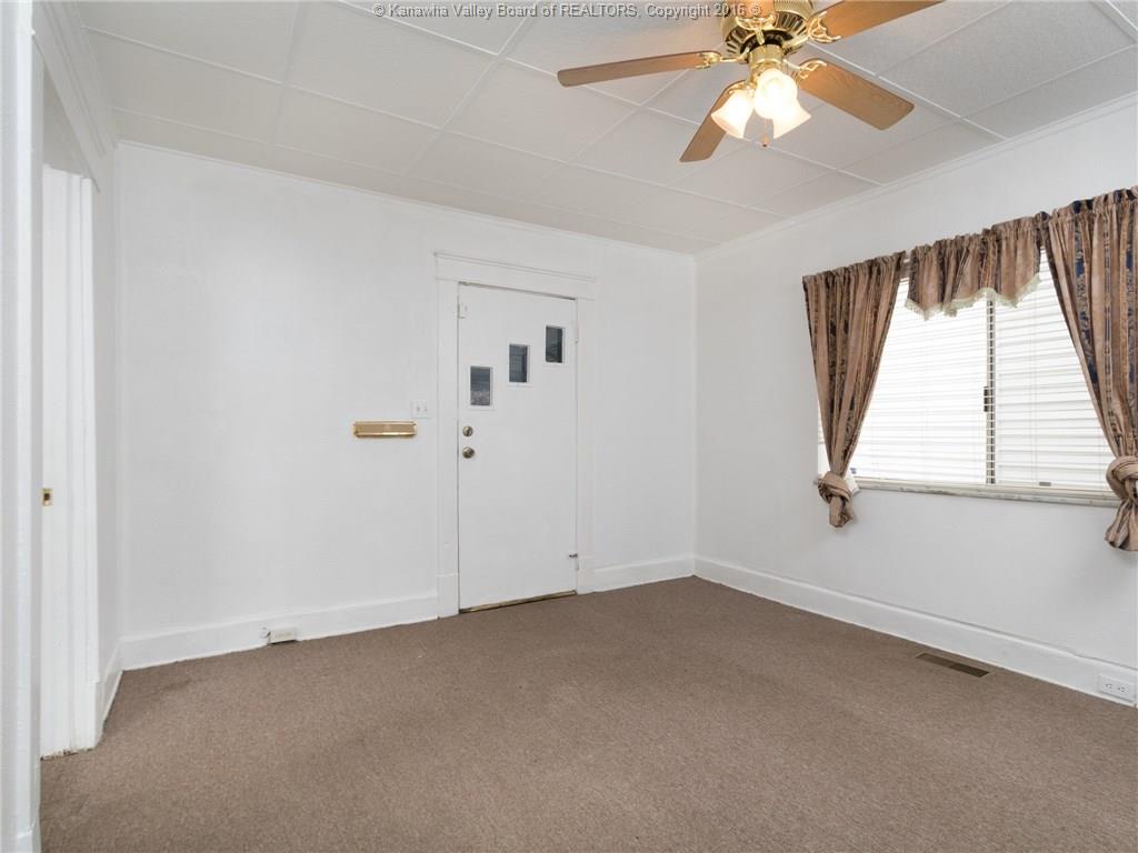 1505 1ST Avenue, Charleston, WV 25387